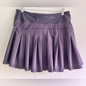 Lululemon skort size 6 tall, black